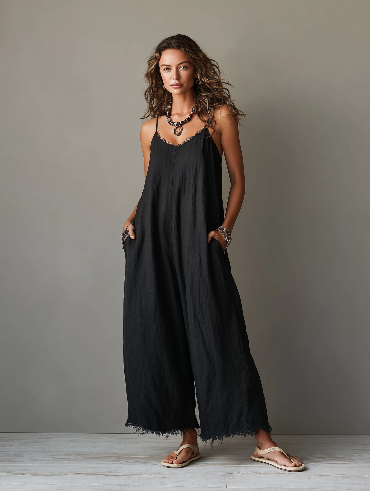 Inés - Mono minimalista de lino para mujer